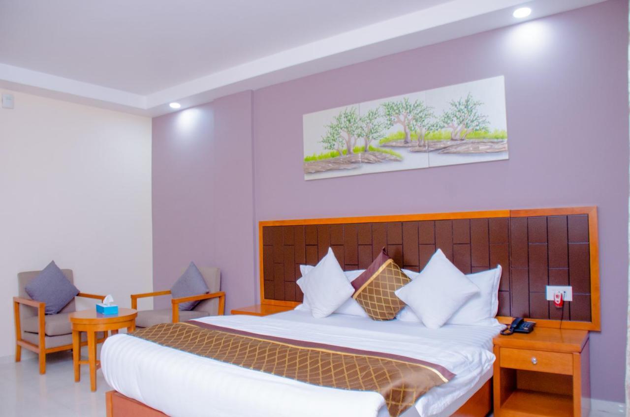 Hotel Platinum Kinshasa Ngoại thất bức ảnh
