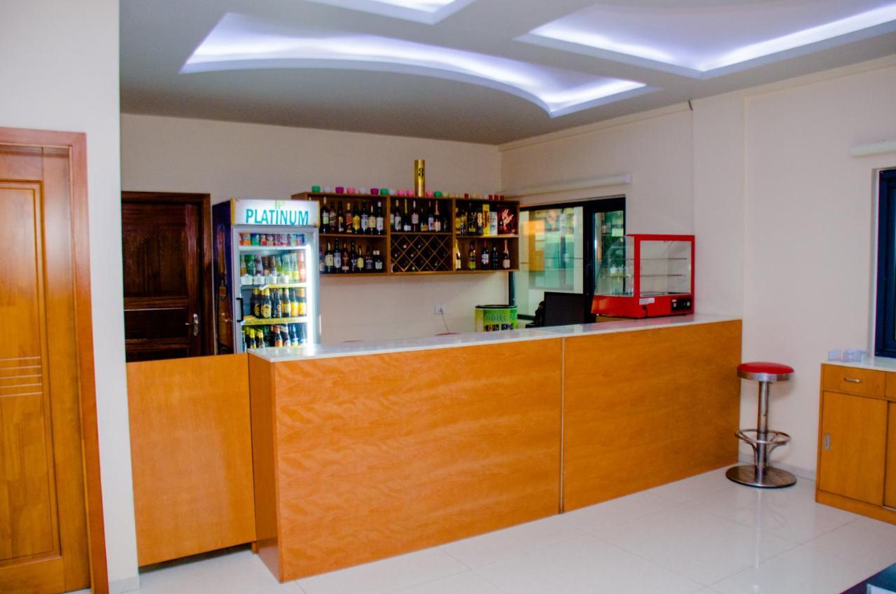 Hotel Platinum Kinshasa Ngoại thất bức ảnh