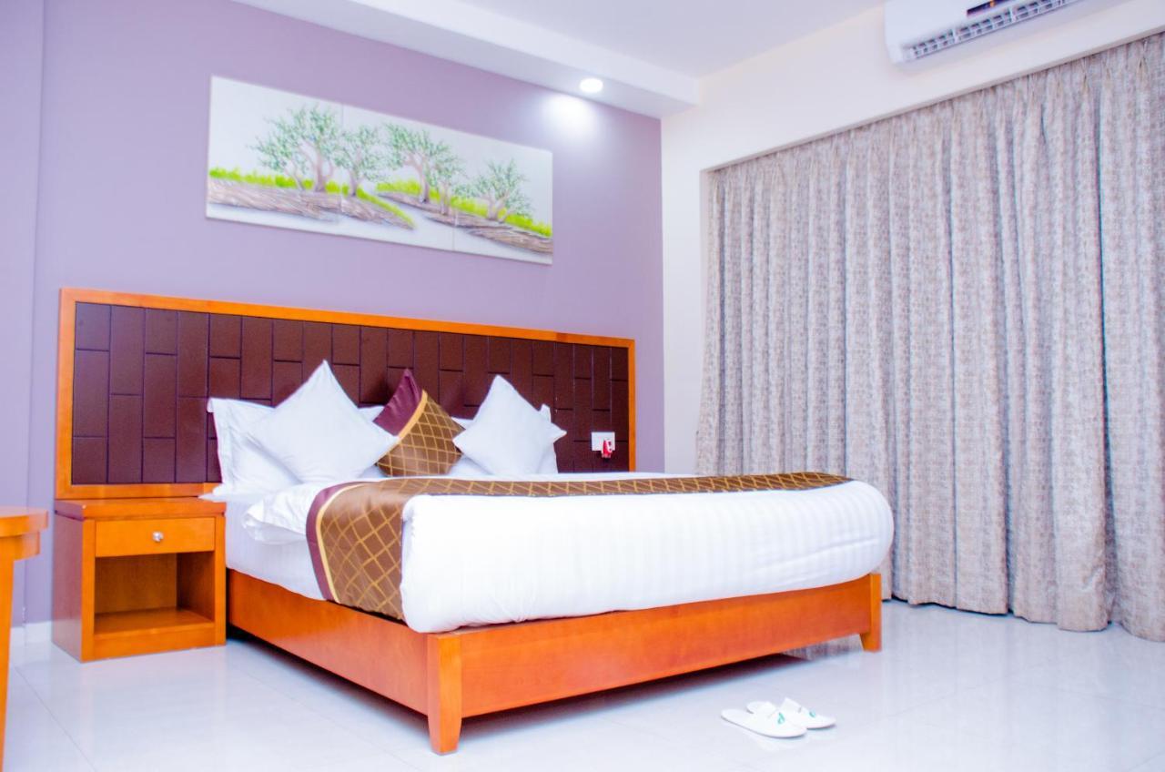 Hotel Platinum Kinshasa Ngoại thất bức ảnh
