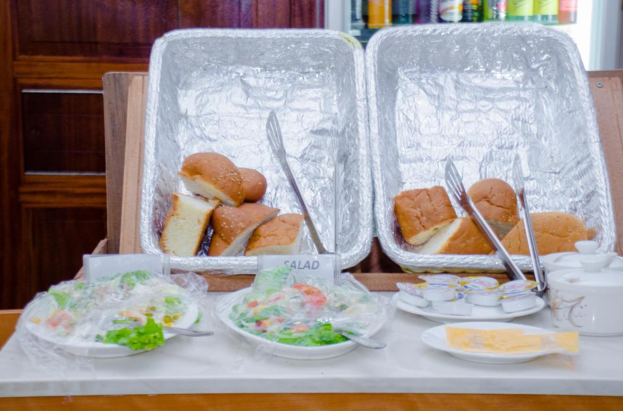 Hotel Platinum Kinshasa Ngoại thất bức ảnh