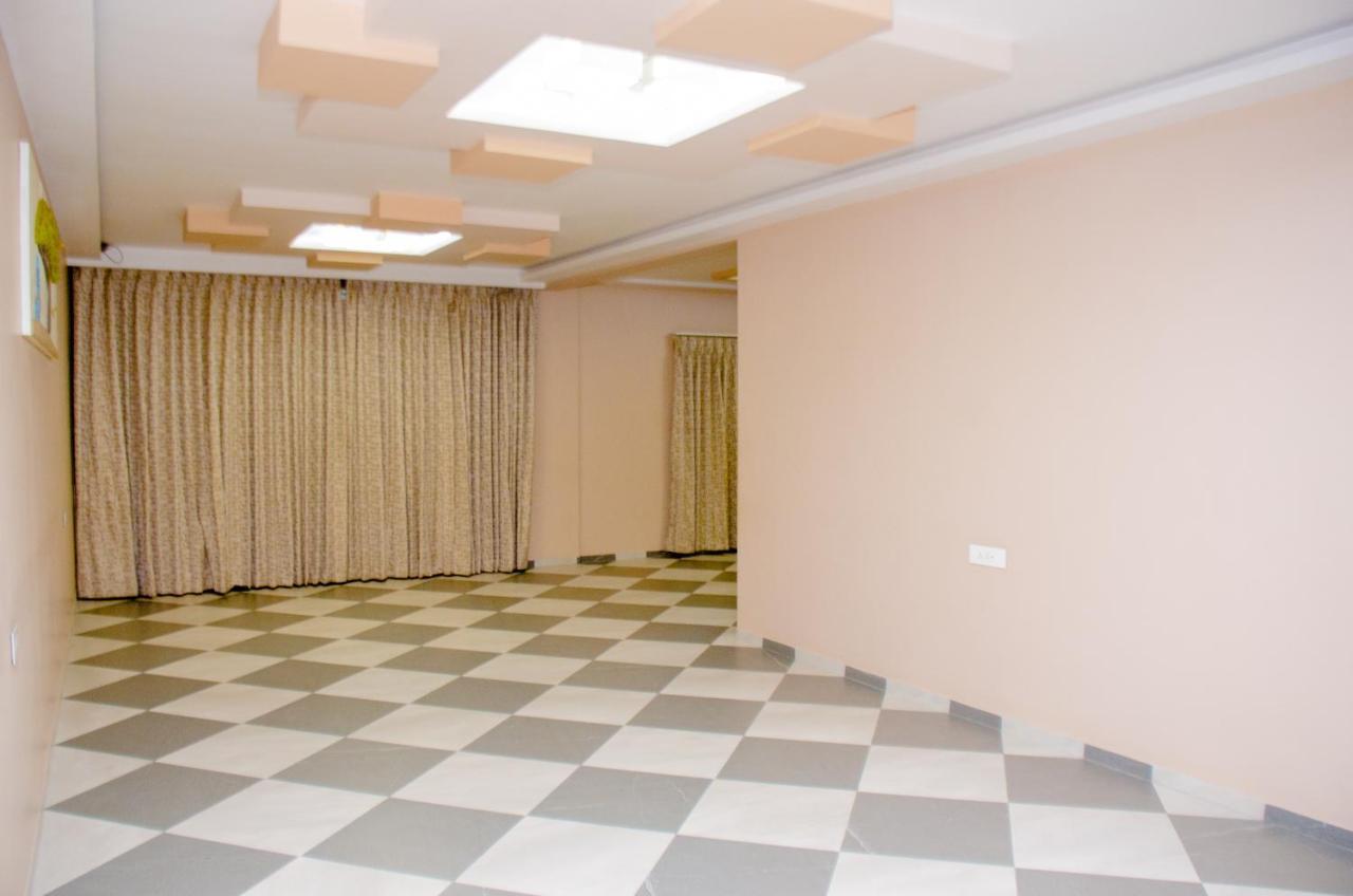 Hotel Platinum Kinshasa Ngoại thất bức ảnh