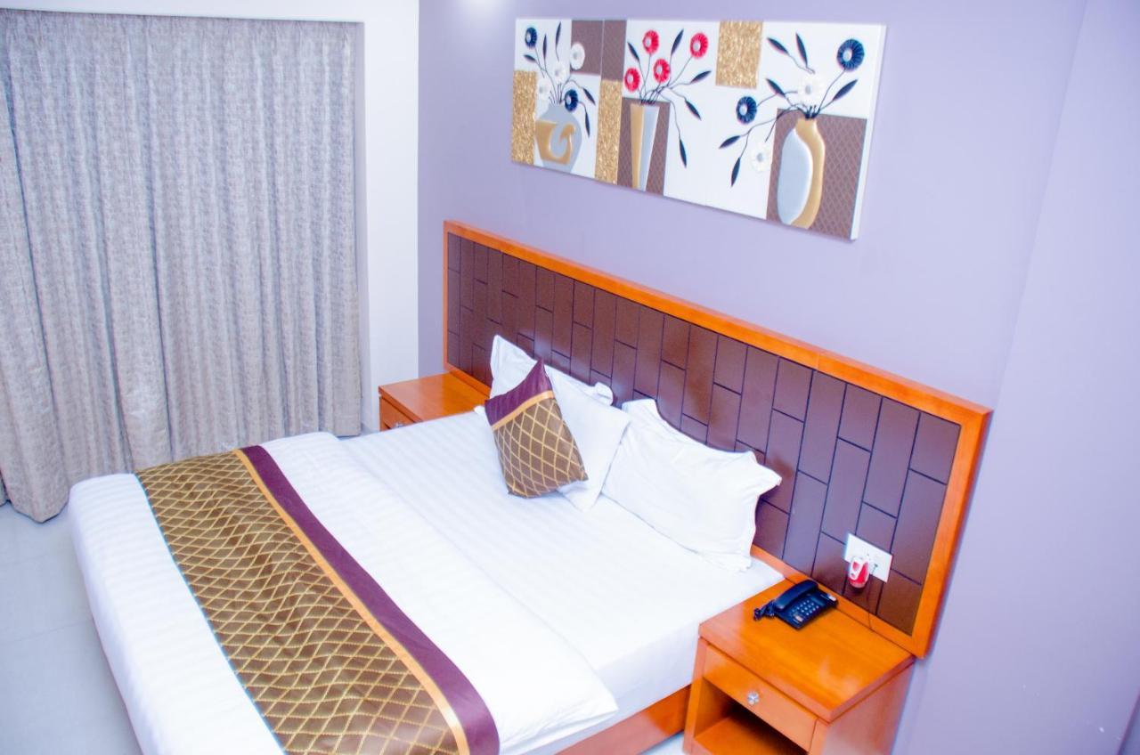 Hotel Platinum Kinshasa Ngoại thất bức ảnh