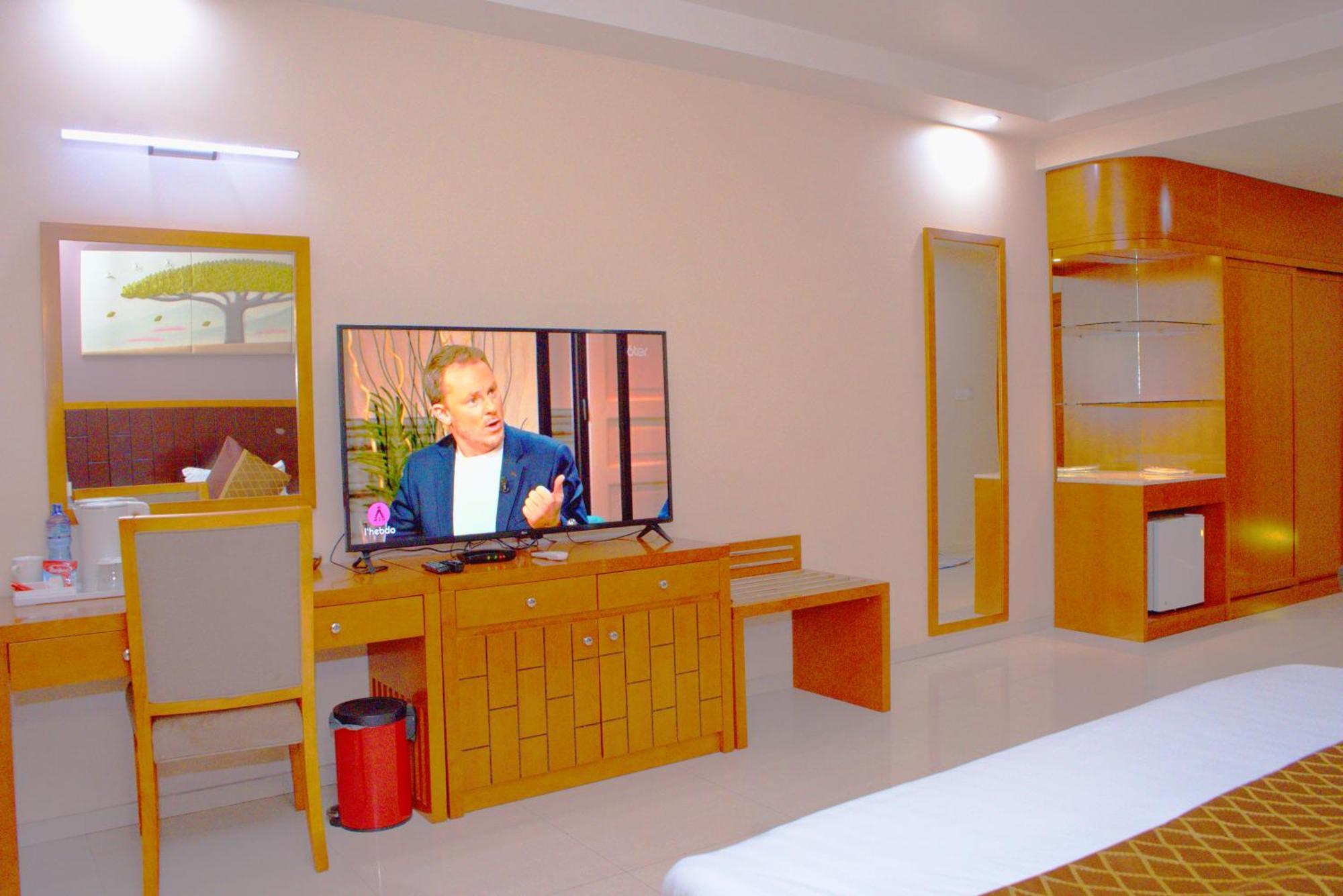Hotel Platinum Kinshasa Ngoại thất bức ảnh